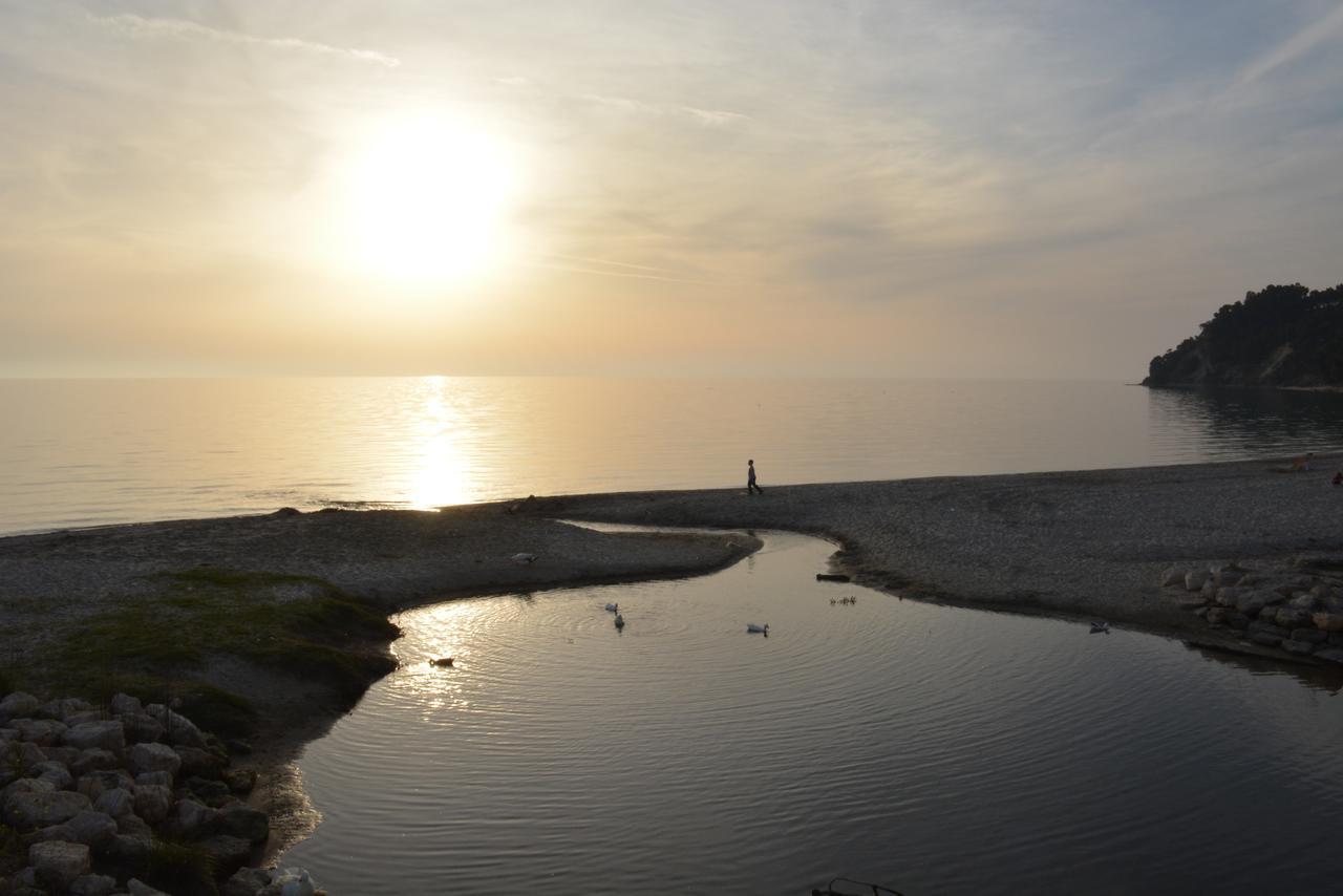 Acrogiali Sunshine Villa Siviri Bagian luar foto